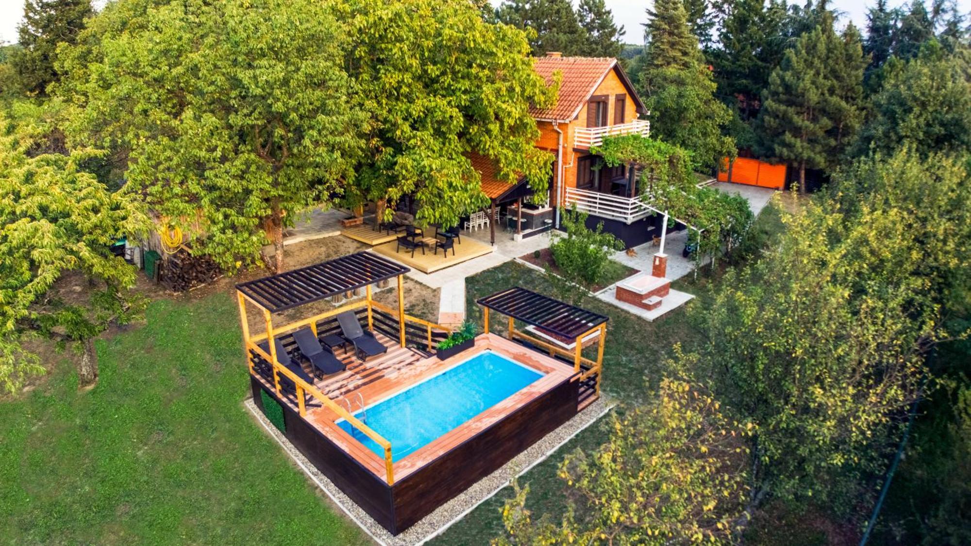 Villa Dijana - Pool, Spa, Outdoor Kitchen Belgrade Extérieur photo